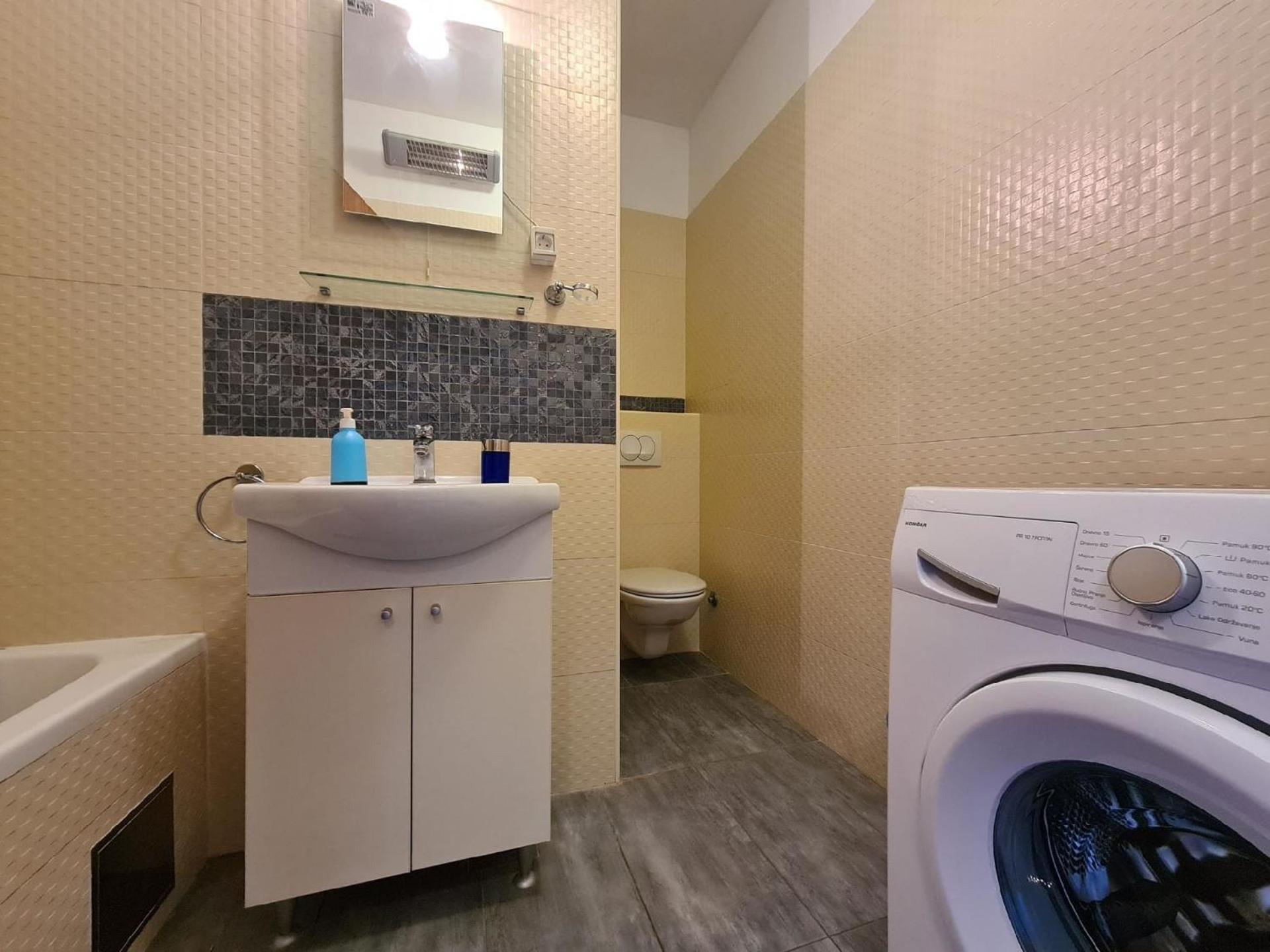Fuer 8 Personen Ca 130 Qm In Pula, Istrien Istrische Riviera *